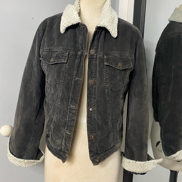 VINTAGE CHORE JACKET DARK BROWN/GREEN CORDUROY WITH WARM WOOL LINING - Picture 5 of 16